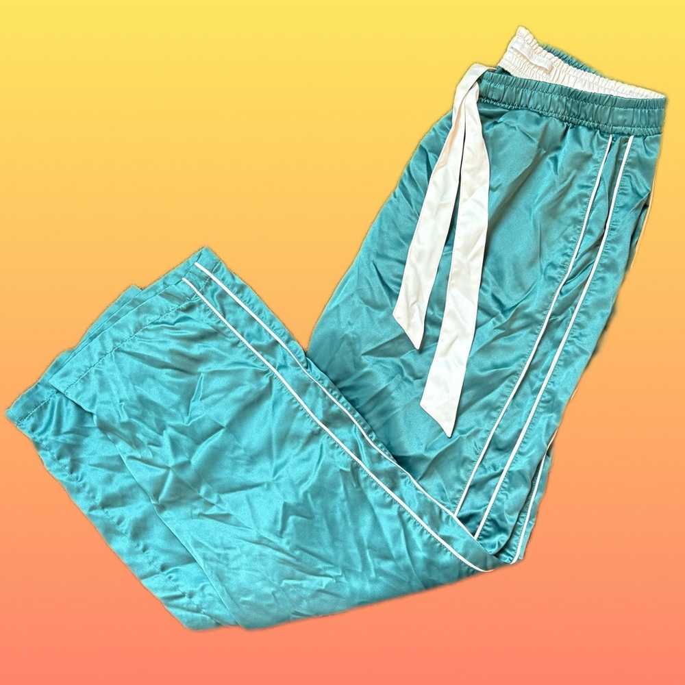 Abercrombie and Finch Medium Silky Satin Women's Sleep Pants
